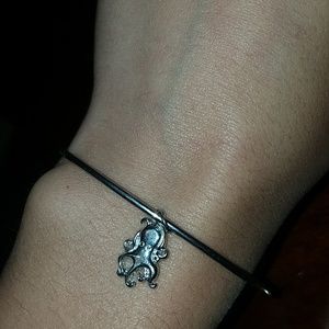 Silver octopus braclet